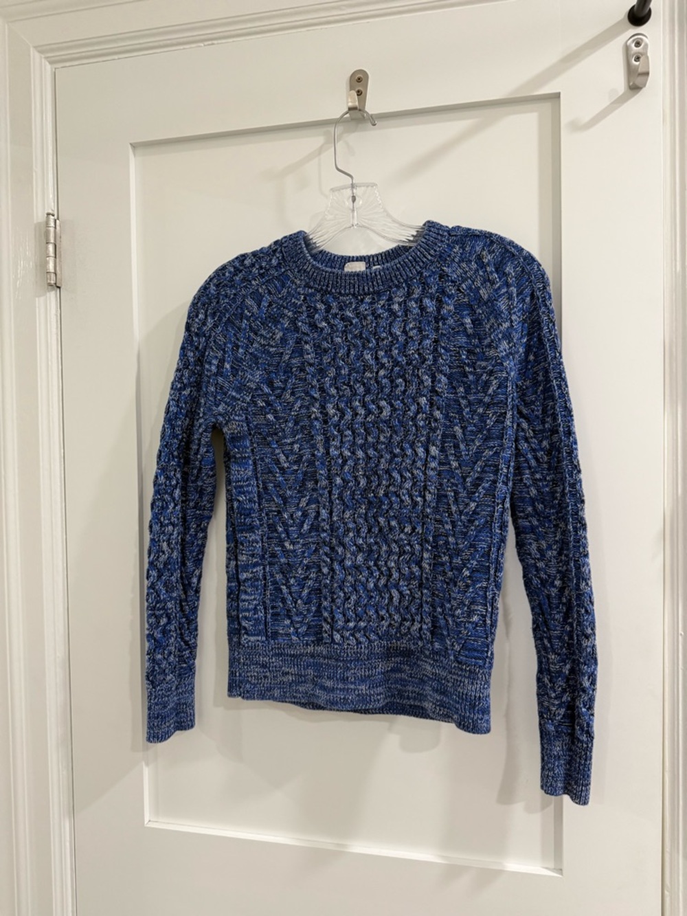 Gap Bristol blue cable knit sweater (blue, white + black) (fair)